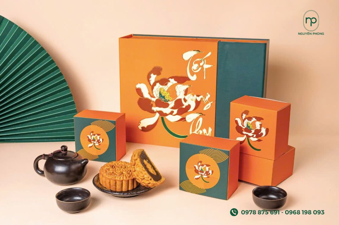 Hộp bánh trung thiết kế độc đáo 